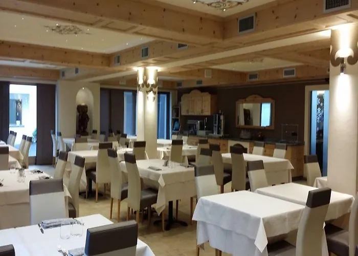 Hotel Alba 3*