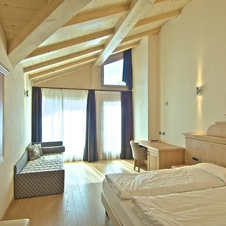Alba Hotel
