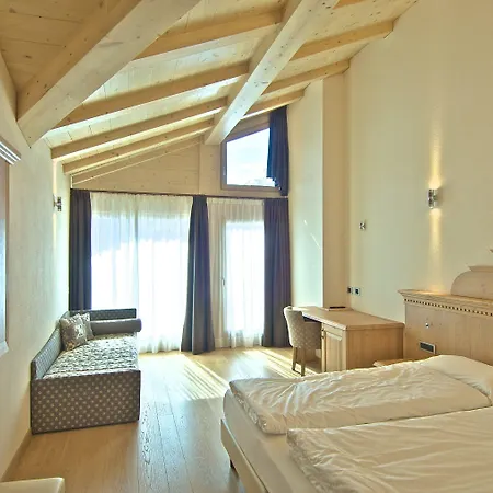 Alba Hotel